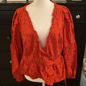 Universal Thread wrap long-sleeve top. Size M. Burnt orange floral pattern